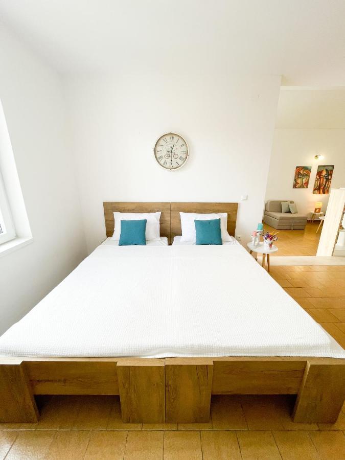 Spacious Apartment Amaros Korčula Eksteriør billede